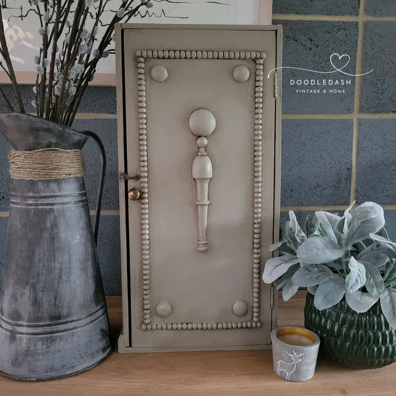 DIY Mouldings Hack