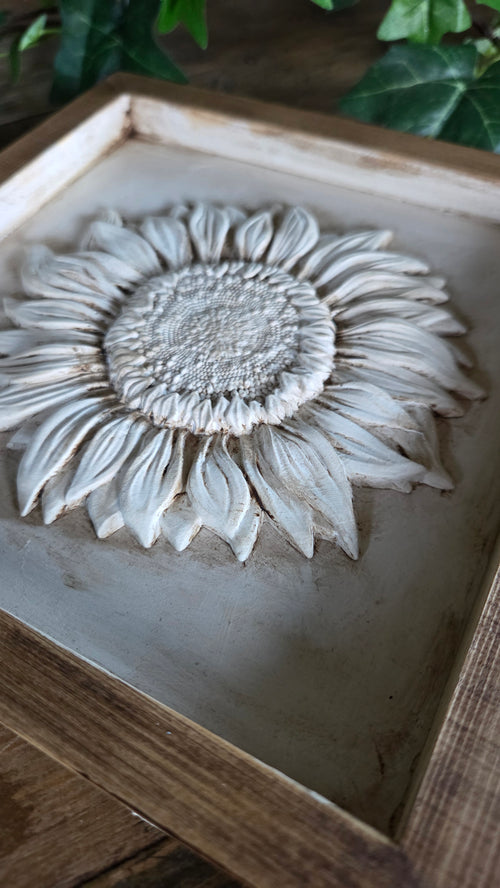 Rustic 3D plaster Sunflower decor
